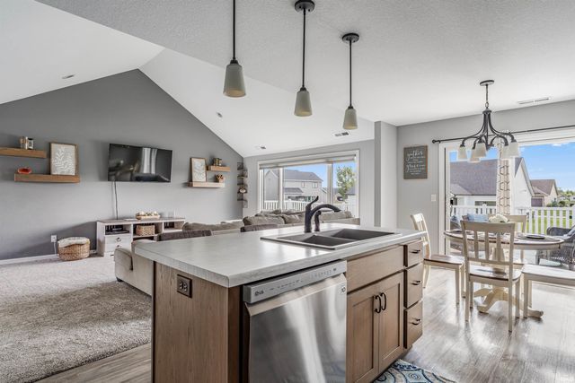 13035 Silk Tree Trail, Fort Wayne, IN 46814