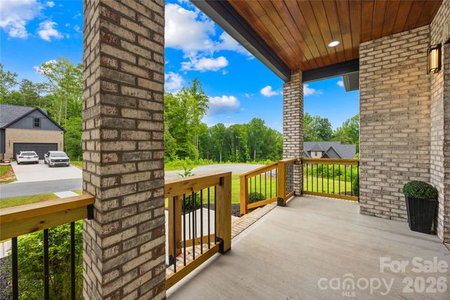 2004 Plain Field Drive, Bessemer City, NC 28016