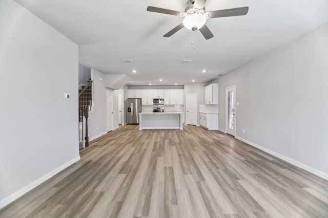 2704 Big Bend Mews, Corinth, TX 76209