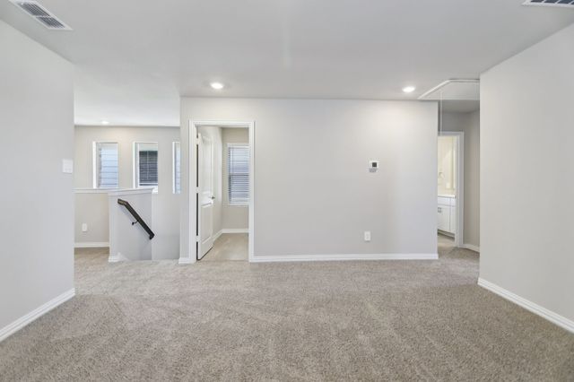 2704 Big Bend Mews, Corinth, TX 76209