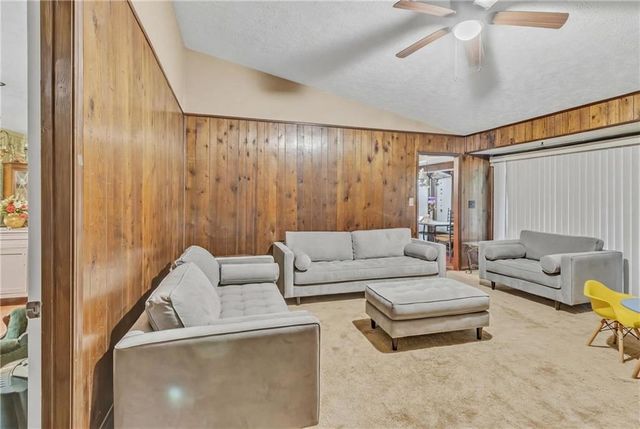 6238 Forrest Avenue, Union City, GA 30291