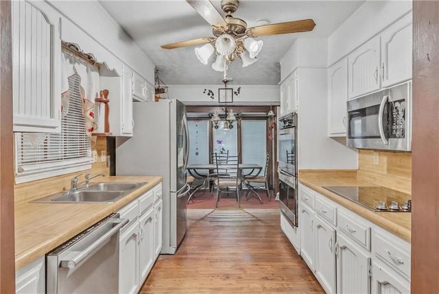 6238 Forrest Avenue, Union City, GA 30291