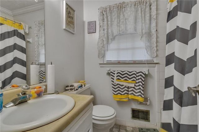 6238 Forrest Avenue, Union City, GA 30291