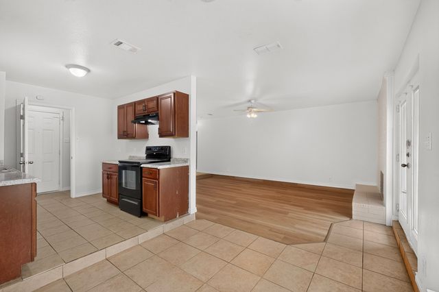5620 Norris Street, Fort Worth, TX 76119