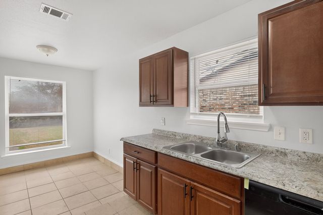 5620 Norris Street, Fort Worth, TX 76119