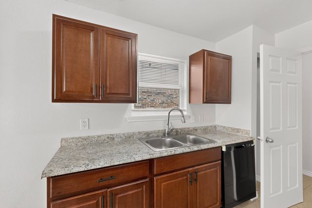 5620 Norris Street, Fort Worth, TX 76119