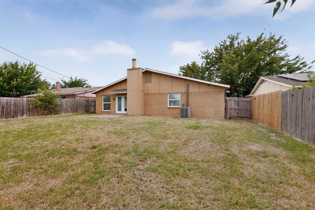 5620 Norris Street, Fort Worth, TX 76119