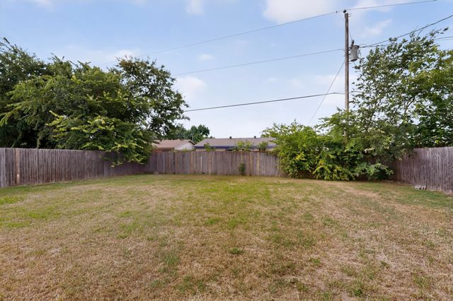 5620 Norris Street, Fort Worth, TX 76119