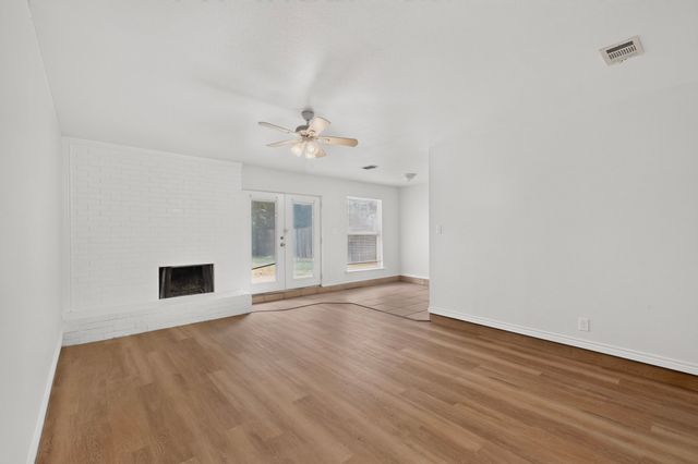 5620 Norris Street, Fort Worth, TX 76119