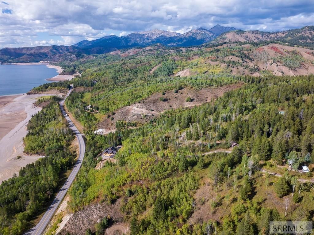 Image 7 of property listing at TBD Kellogg Lane, Irwin, ID 83428