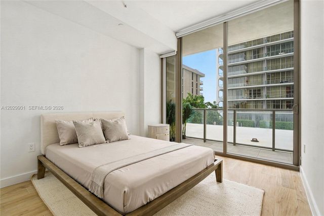 2678 Tigertail Avenue 911, Miami, FL 33133