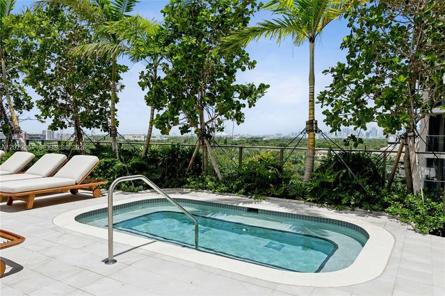 2678 Tigertail Avenue 911, Miami, FL 33133