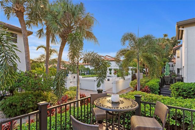 1108 SHIPWATCH CIRCLE, Tampa, FL 33602