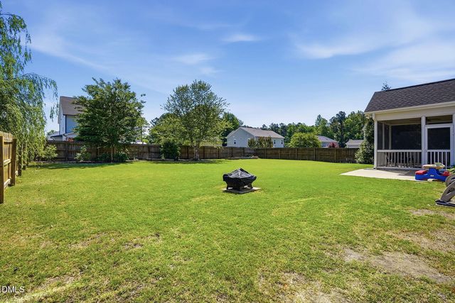 768 Kerr Lake Drive, Fuquay Varina, NC 27526