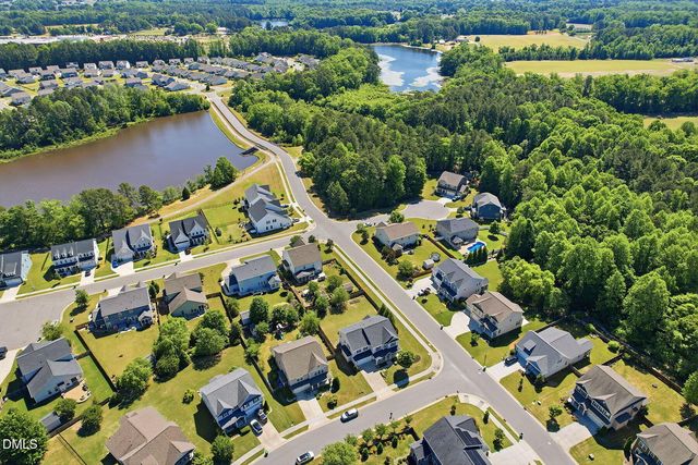 768 Kerr Lake Drive, Fuquay Varina, NC 27526