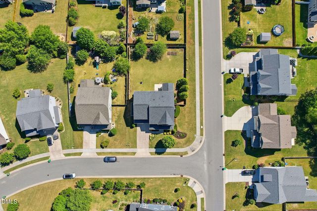 768 Kerr Lake Drive, Fuquay Varina, NC 27526