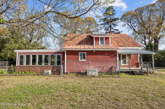 2850 E Fire Tower Road, Greenville, NC 27858