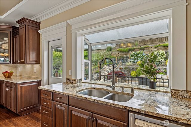 413 174th Place NE, Bellevue, WA 98008