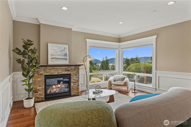 413 174th Place NE, Bellevue, WA 98008
