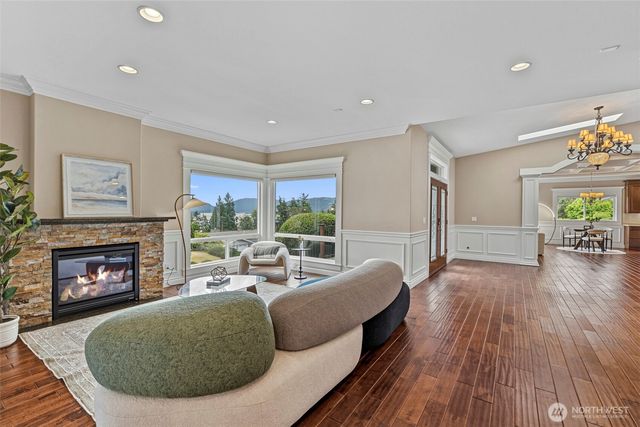413 174th Place NE, Bellevue, WA 98008