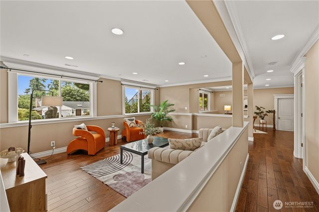 413 174th Place NE, Bellevue, WA 98008