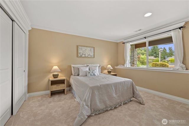 413 174th Place NE, Bellevue, WA 98008