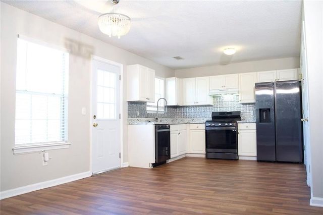 2922 Knoll View Place, Douglasville, GA 30135