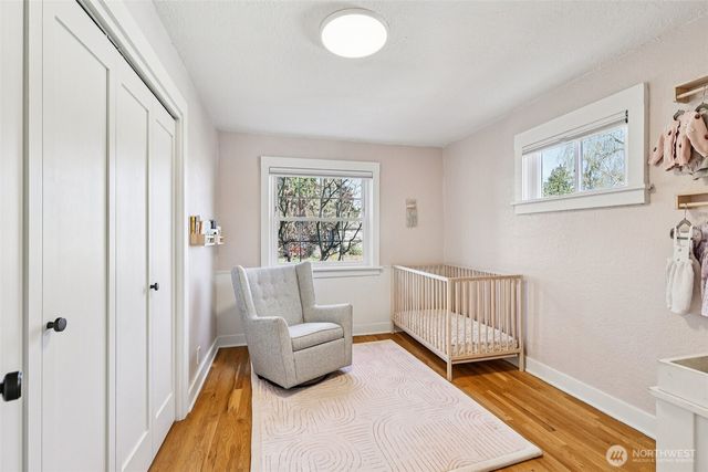 8752 2nd Avenue NW, Seattle, WA 98117