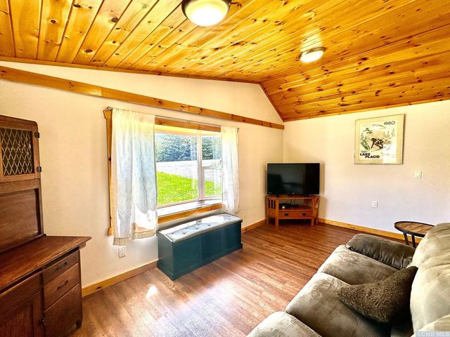 5134 Route 23, Windham, NY 12496