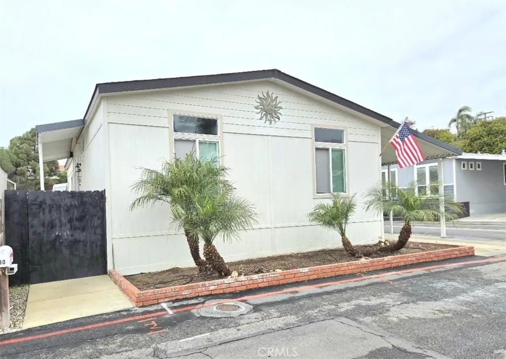 20701 Beach 30, Huntington Beach, CA 92648