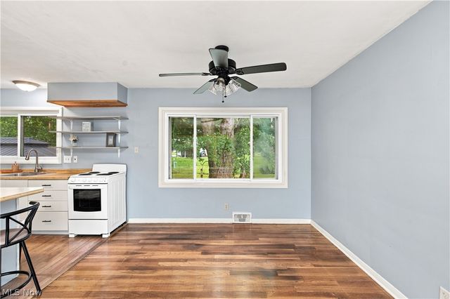 3335 Bailey Road, Cuyahoga Falls, OH 44221