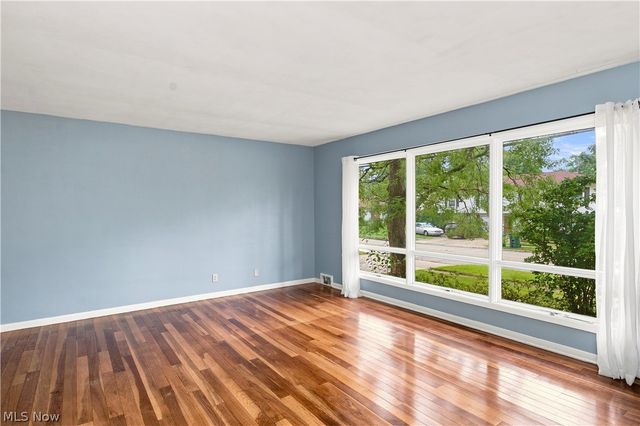 3335 Bailey Road, Cuyahoga Falls, OH 44221