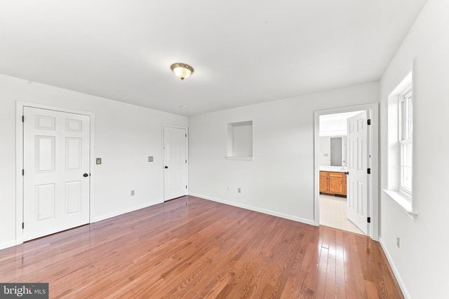 225 W WOODVIEW RD, West Grove, PA 19390