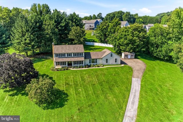 225 W WOODVIEW RD, West Grove, PA 19390