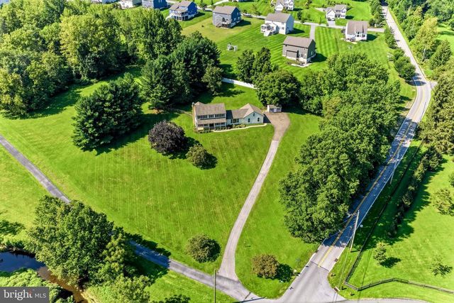 225 W WOODVIEW RD, West Grove, PA 19390