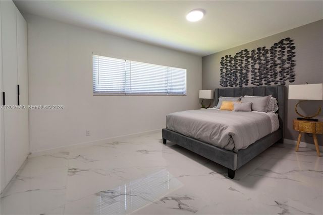 2308 SE 18 St, Fort Lauderdale, FL 33316