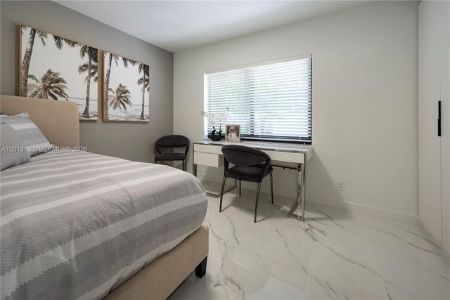 2308 SE 18 St, Fort Lauderdale, FL 33316