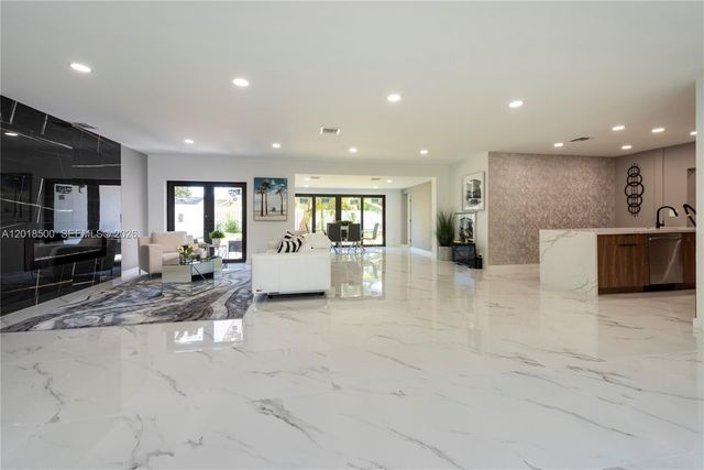 2308 SE 18 St, Fort Lauderdale, FL 33316