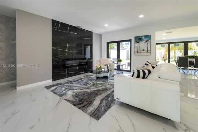2308 SE 18 St, Fort Lauderdale, FL 33316