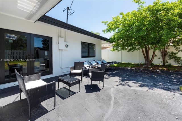 2308 SE 18 St, Fort Lauderdale, FL 33316
