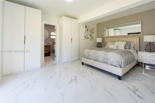 2308 SE 18 St, Fort Lauderdale, FL 33316