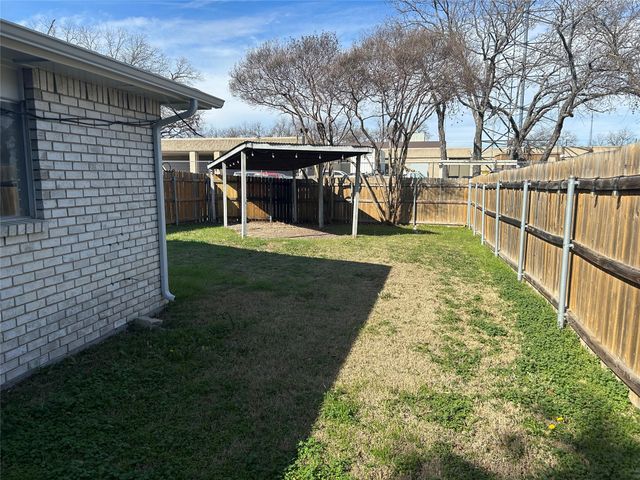 2617 Ashglen Drive, Garland, TX 75043