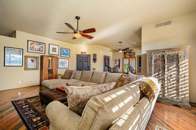 55 Colonial Drive, Rancho Mirage, CA 92270