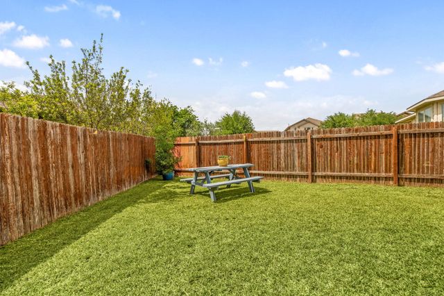 225 Pettigrew PATH, Buda, TX 78610