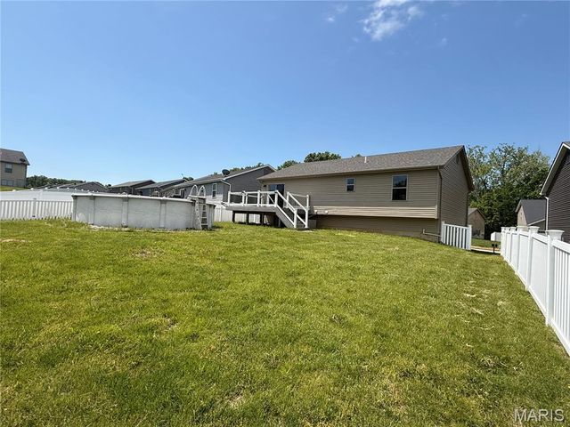 312 Touchdown Drive, Foristell, MO 63348