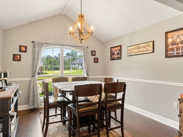 114 Heather LN, Diana, TX 75640