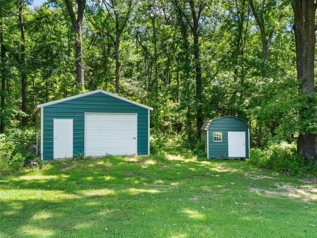 114 Heather LN, Diana, TX 75640