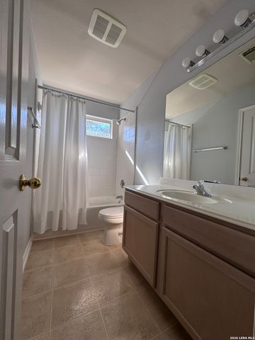 607 Turtle Hl, San Antonio, TX 78260