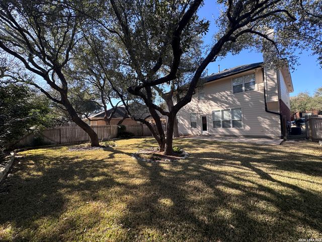 607 Turtle Hl, San Antonio, TX 78260