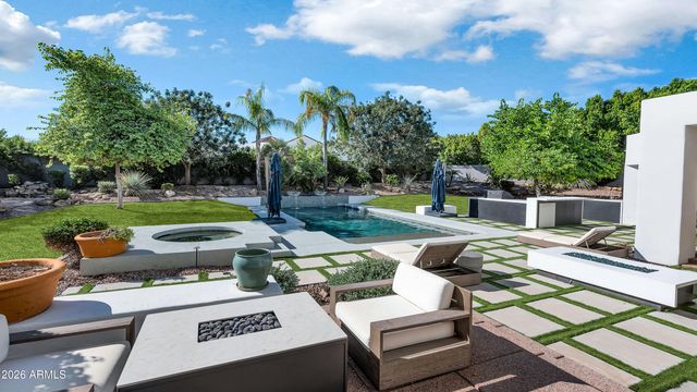 4627 E SANNA Street, Phoenix, AZ 85028